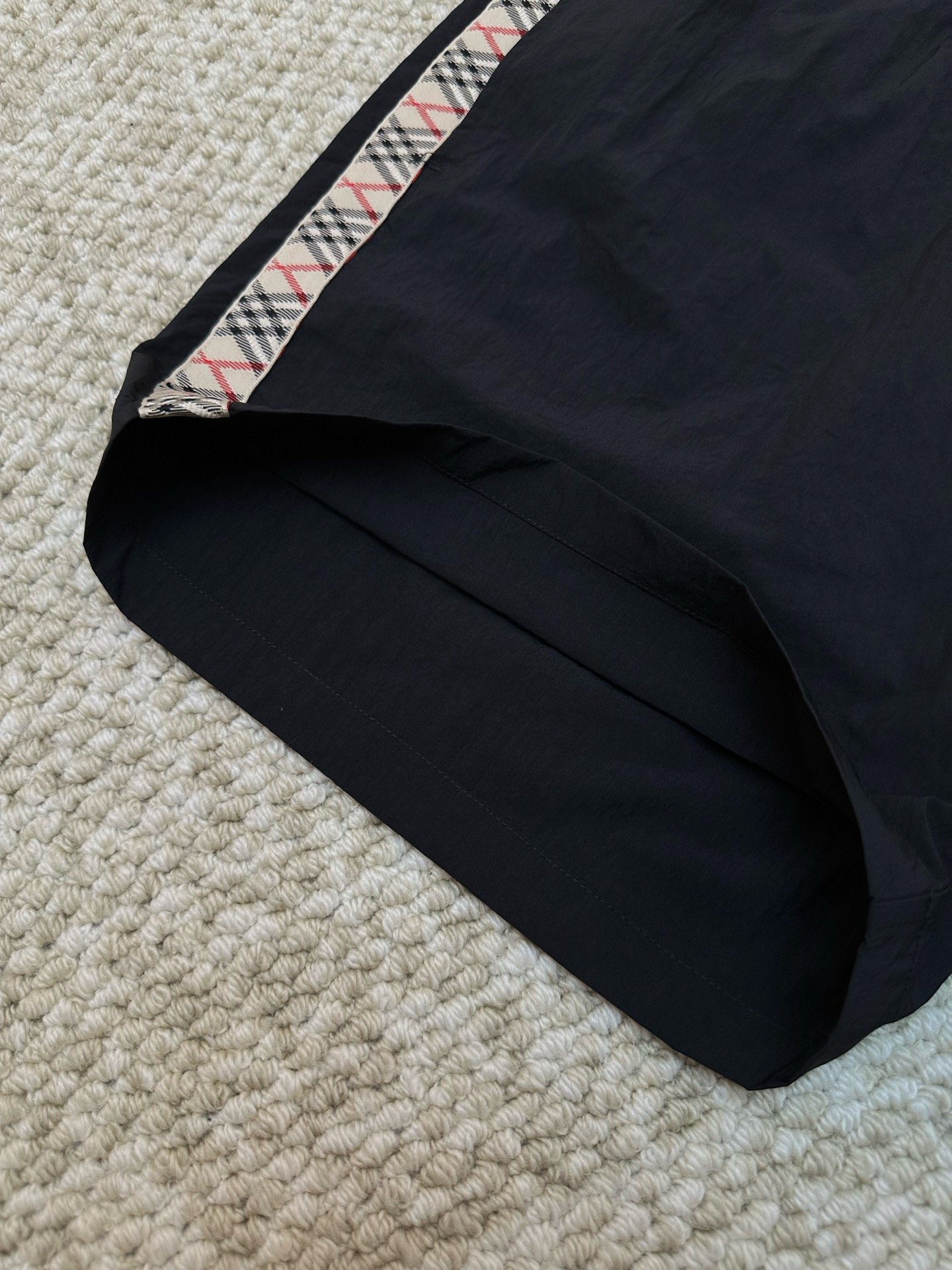 Burberry 2026 Spring/Summer Collection - Drawstring Swimsuit PantsM6052206 - Image 10