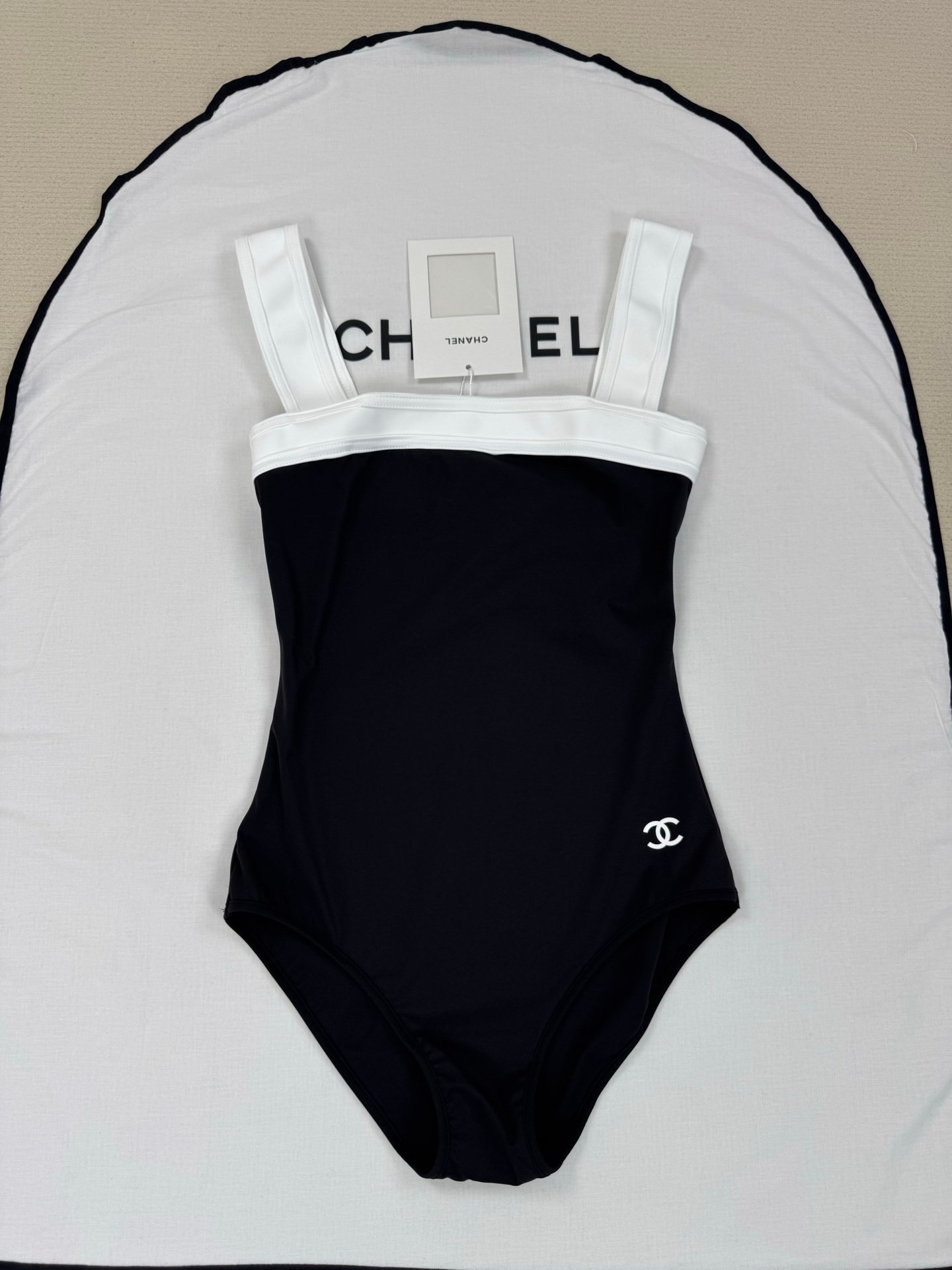 CHANEL black and white striped one-piece swimming suit W6052601
