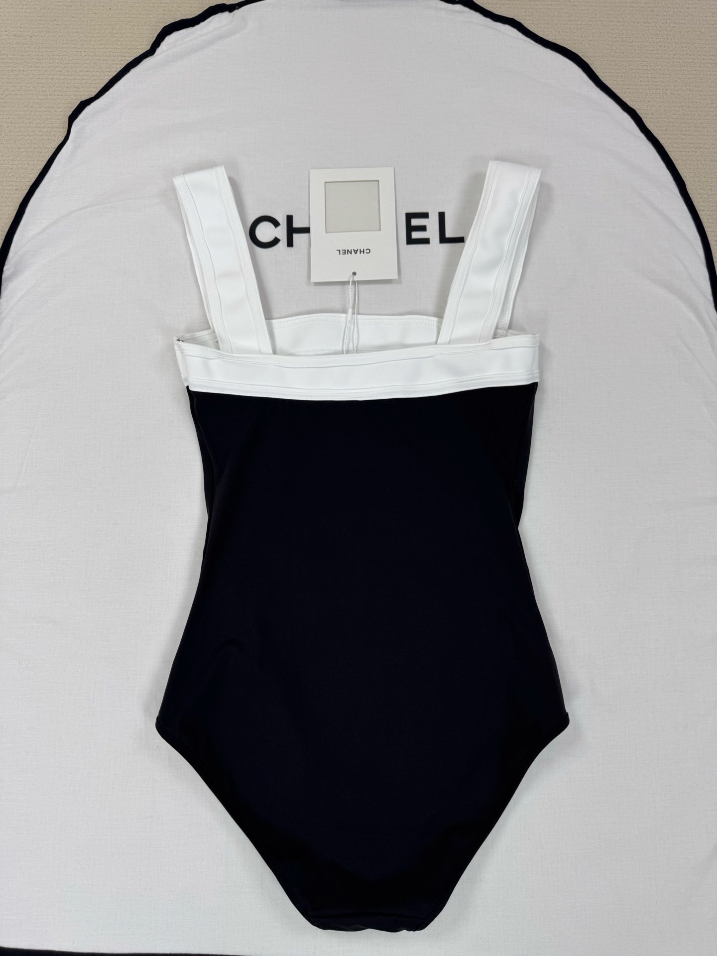 CHANEL black and white striped one-piece swimming suit W6052601 - Image 3