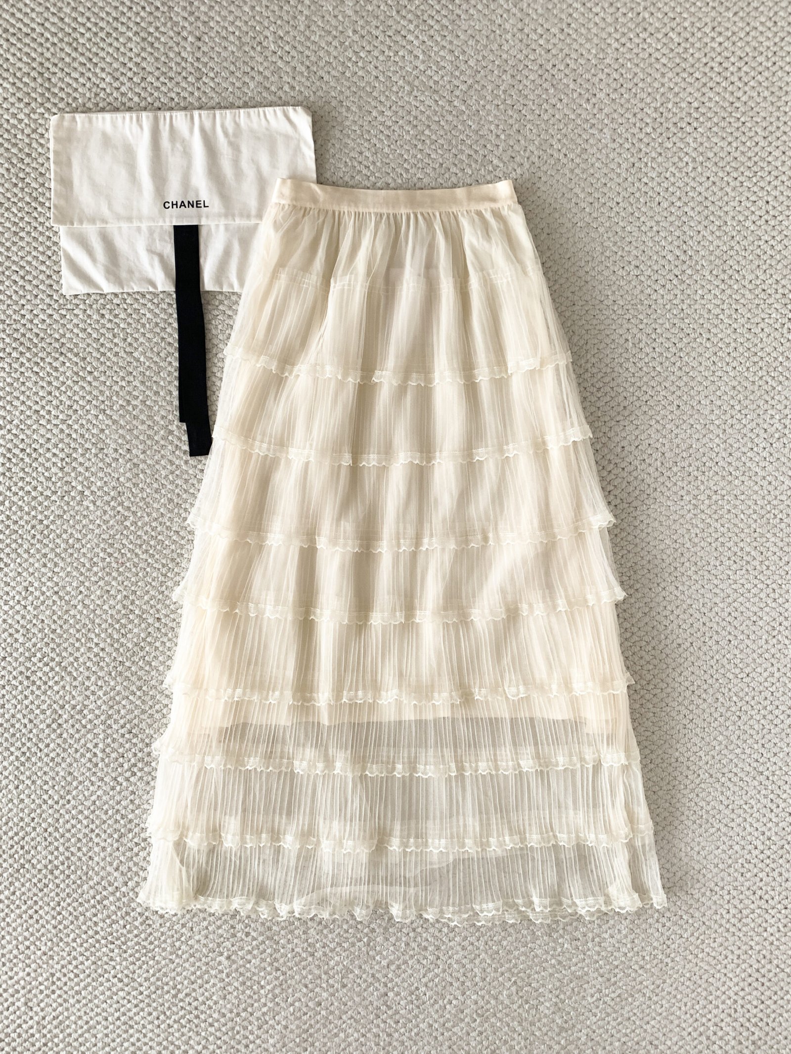 Dior Mid-Length Asymmetric Pleated Skirt W6052603 - Image 5