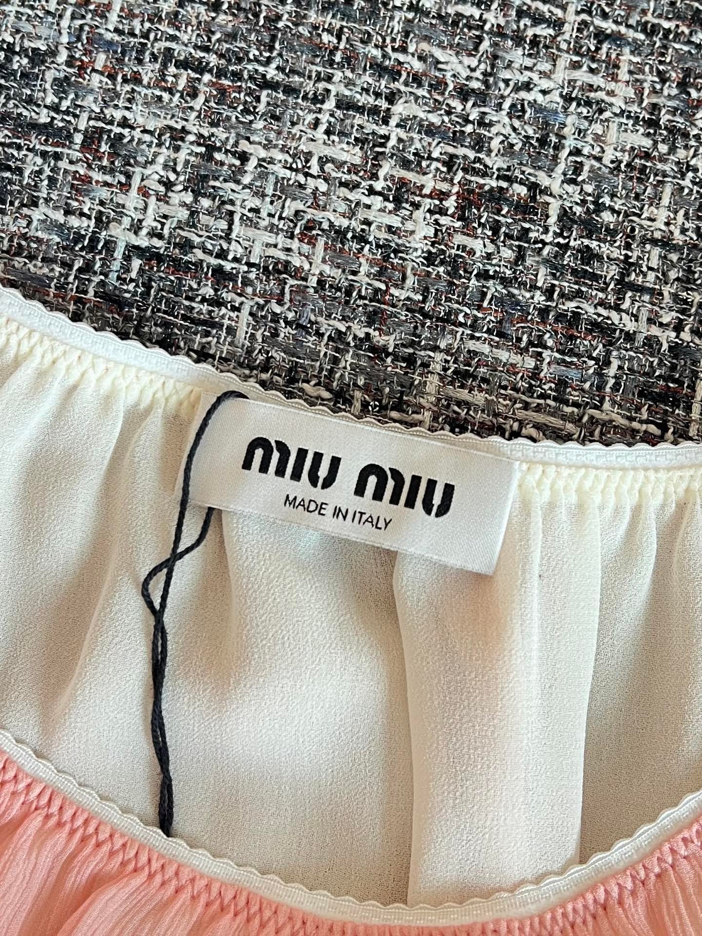 Miu Miu Layered Crinkle Silk Crop Top W6052803 - Image 4