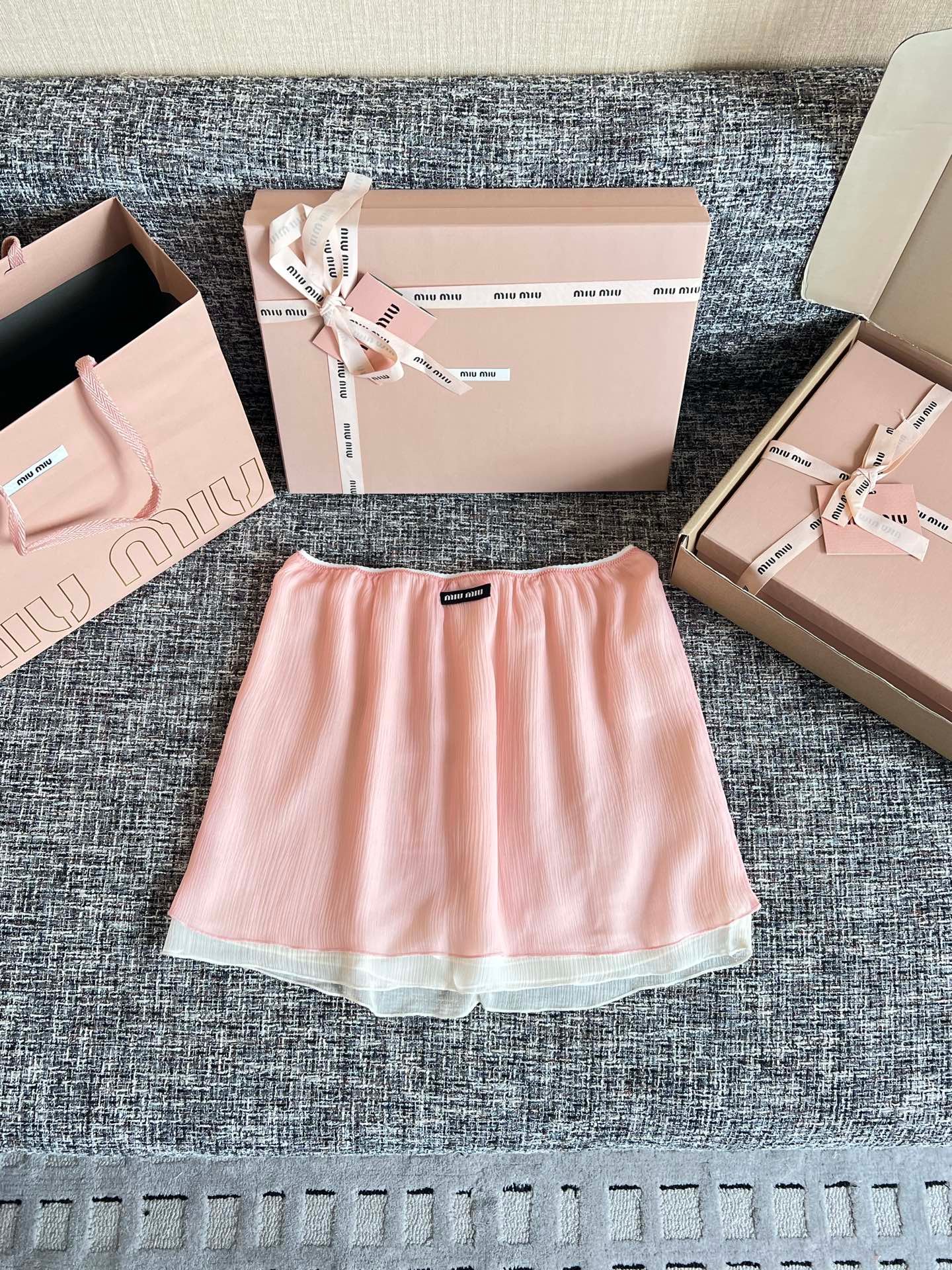 Miu Miu Layered Crinkle Silk Chiffon Mini Skirt W6052804