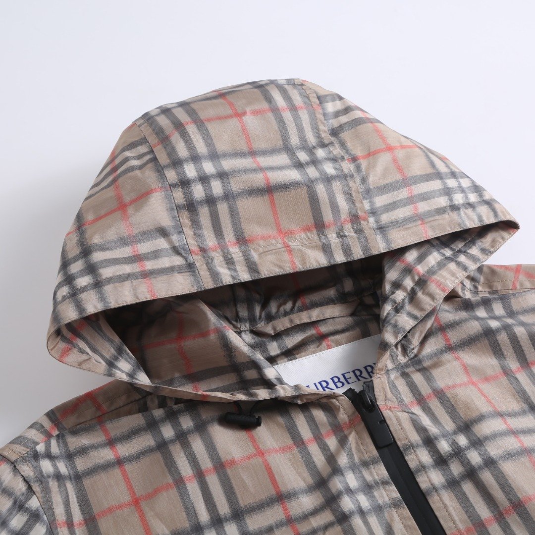 Bur Gradient Pattern Hooded Coat M6052802 - Image 6