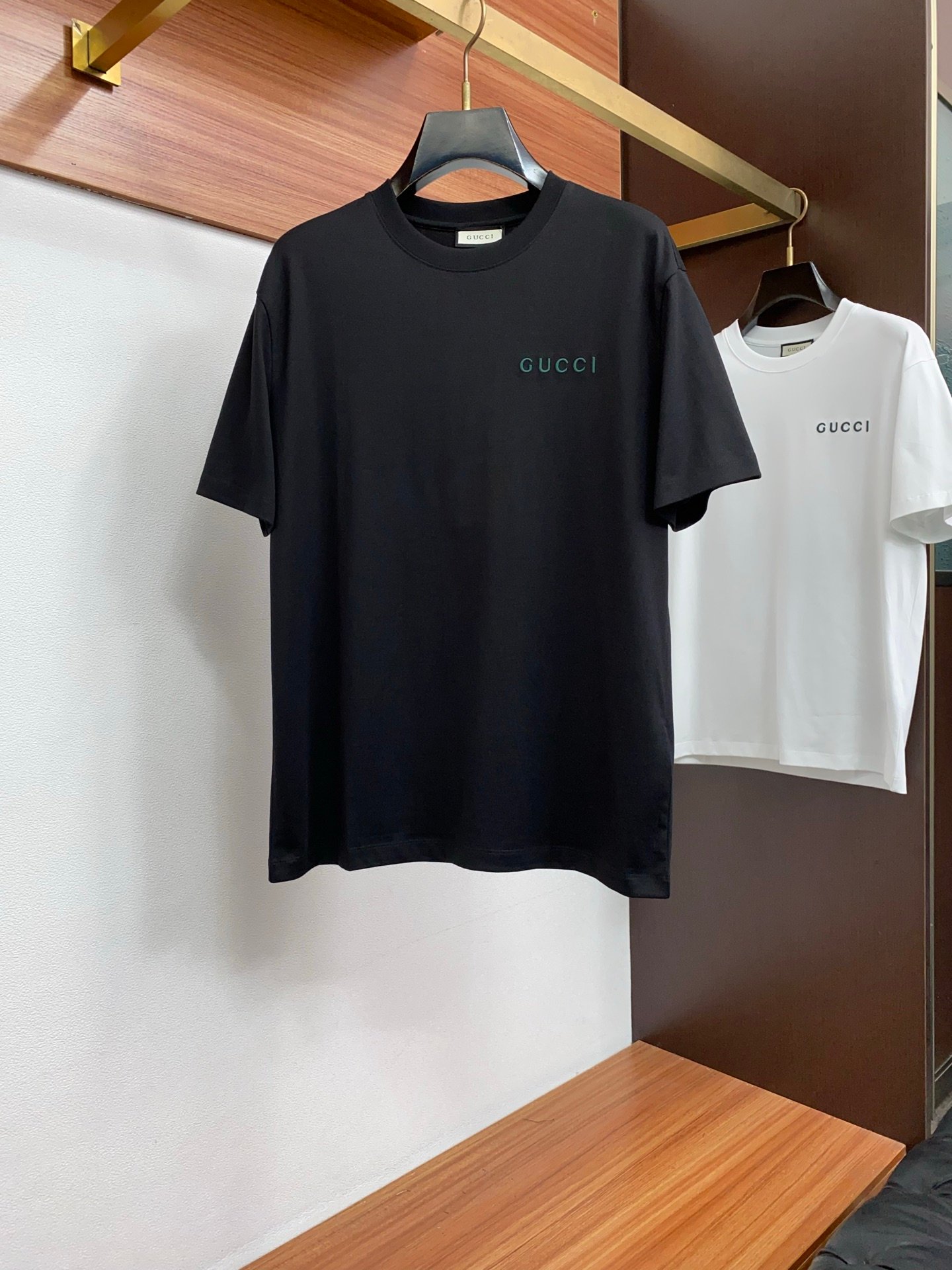 Gucci 2026 Spring/Summer New Short Sleeve M6052804 - Image 2