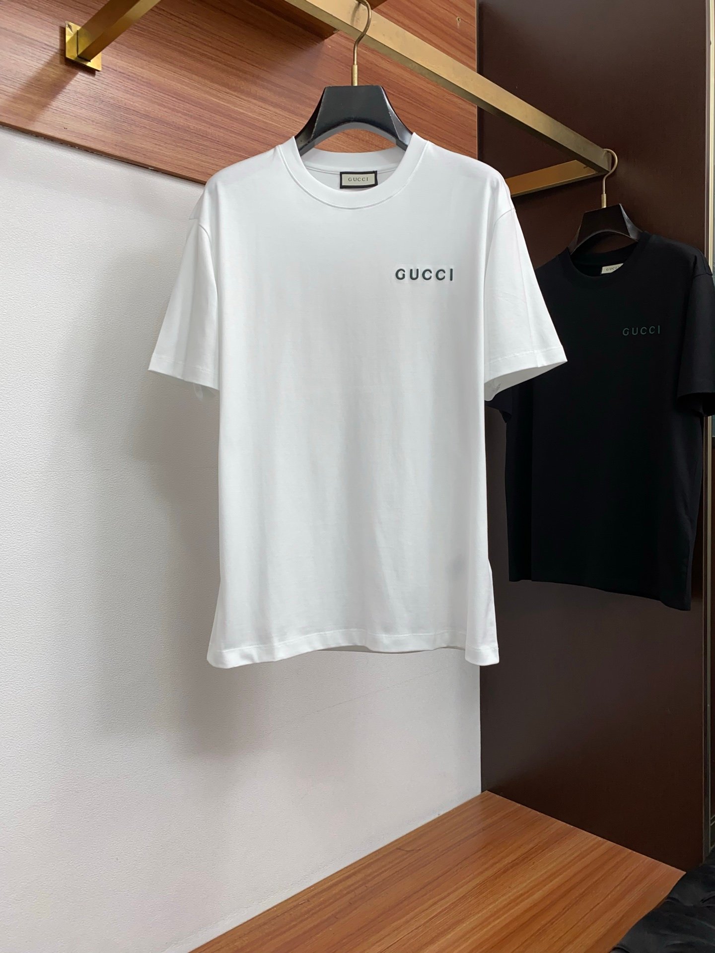 Gucci 2026 Spring/Summer New Short Sleeve M6052804 - Image 3