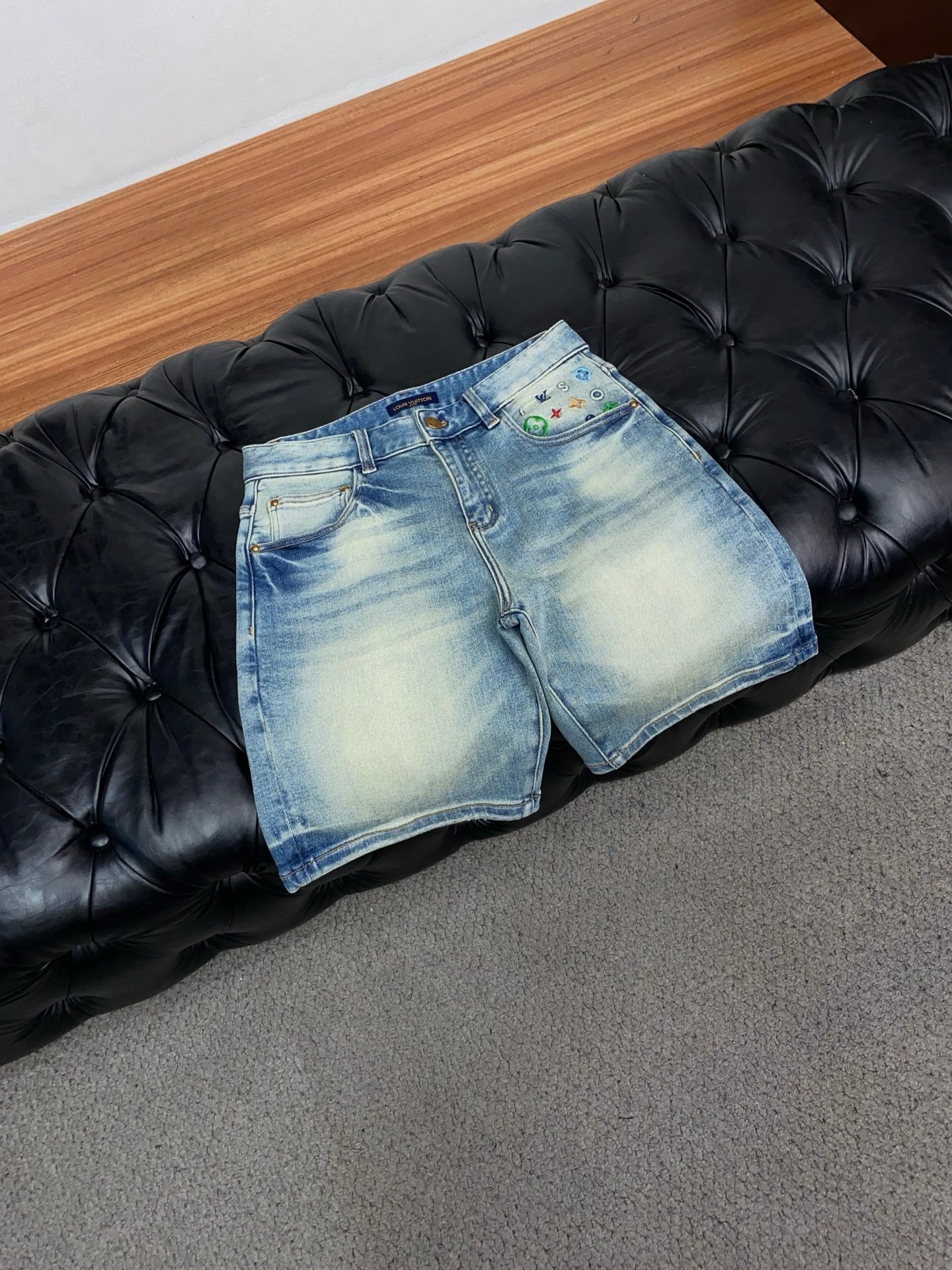 Louis Vuitton's latest spring 2026 denim shorts M6052805 - Image 8