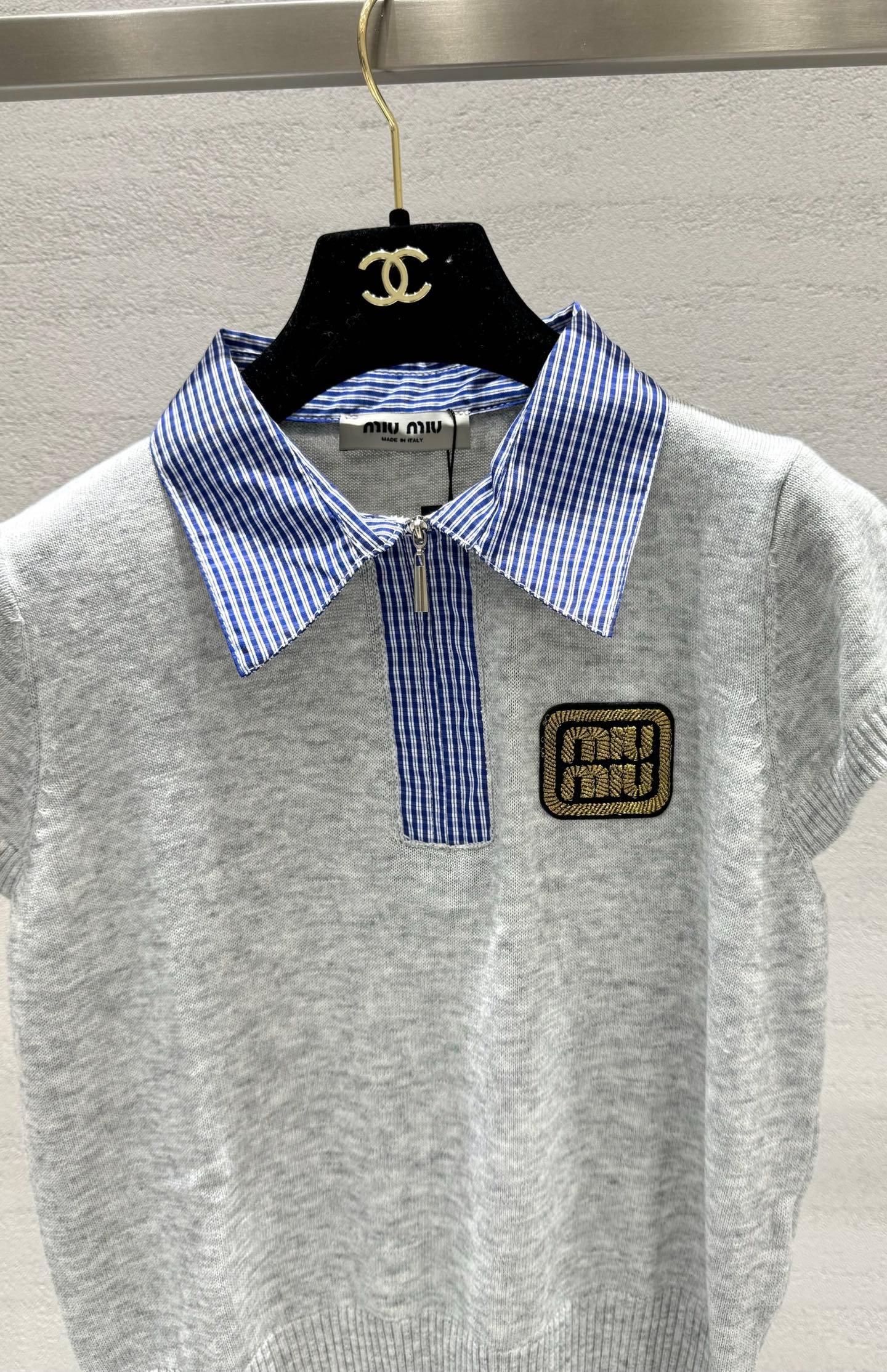 Miu Miu short-sleeved cashmere knit polo shirt W6052904 - Image 5
