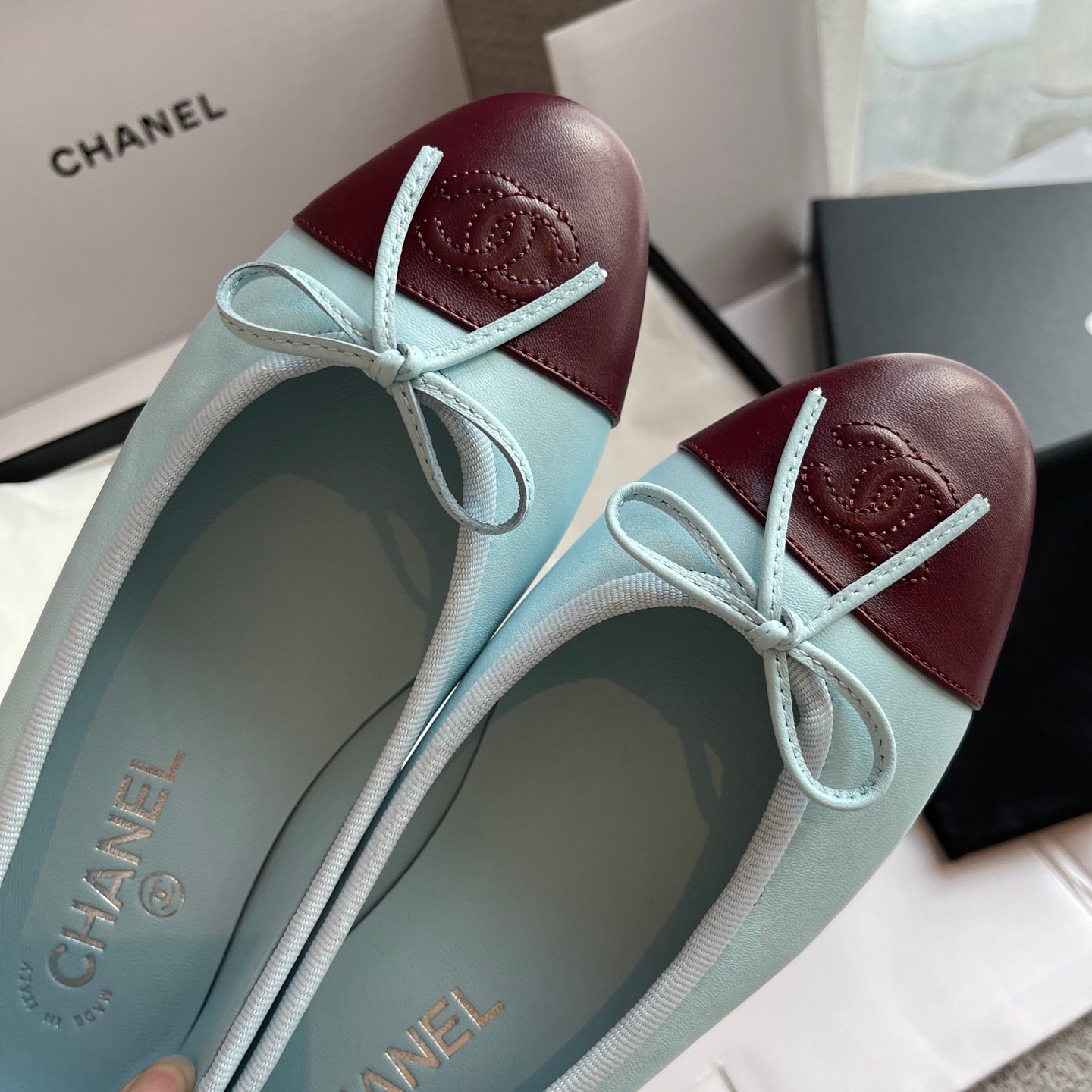 Chanel classic ballet flat shoes B6052901 - Image 4