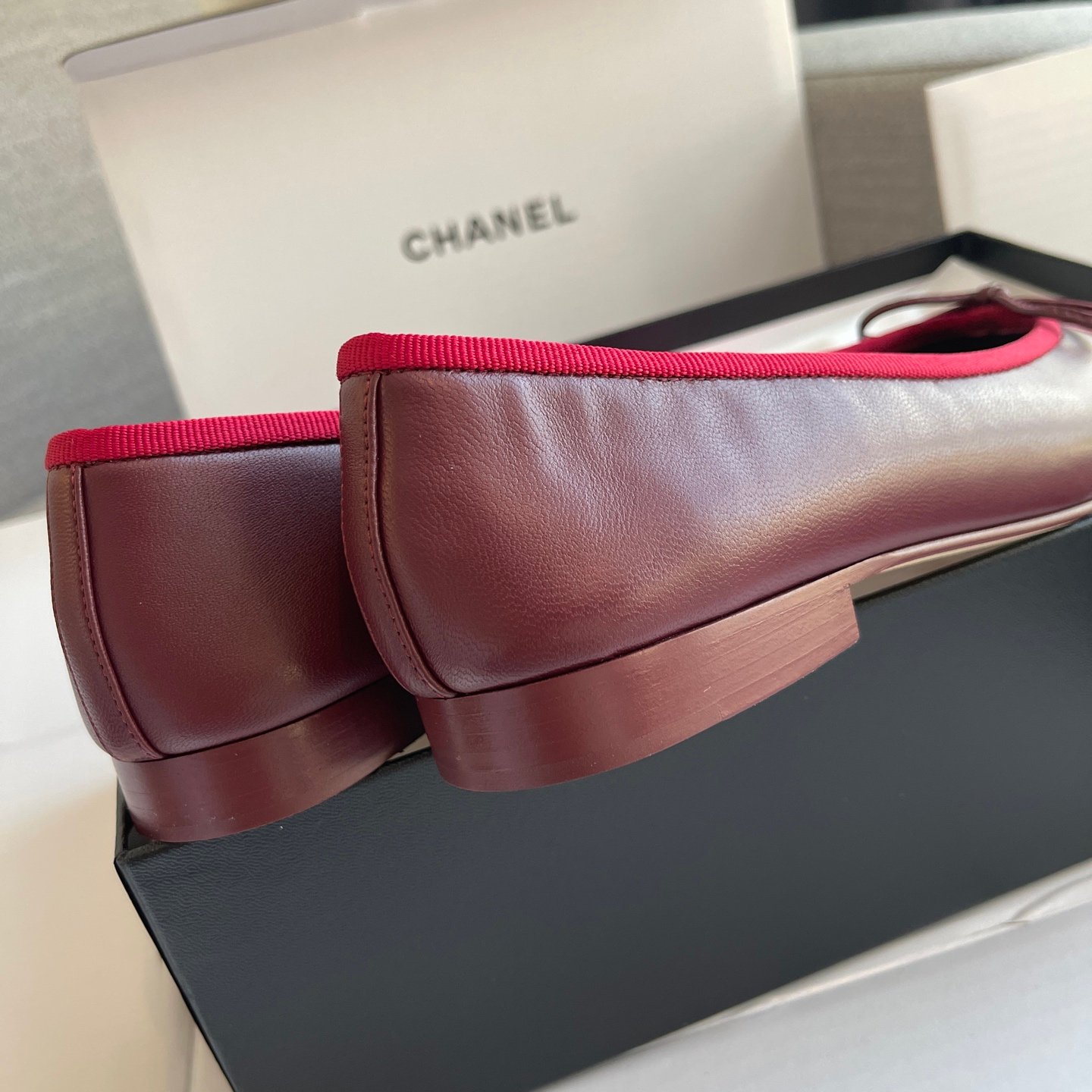 Chanel classic ballet flat shoes B6052901 - Image 6