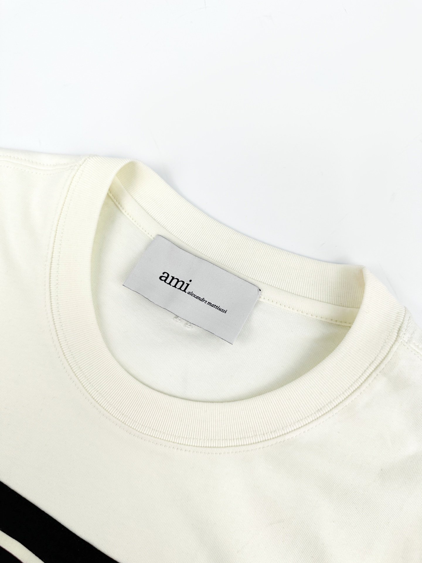 Ami Paris Lettered Square Scarf Short Sleeve Shirt M6052903 - Image 8