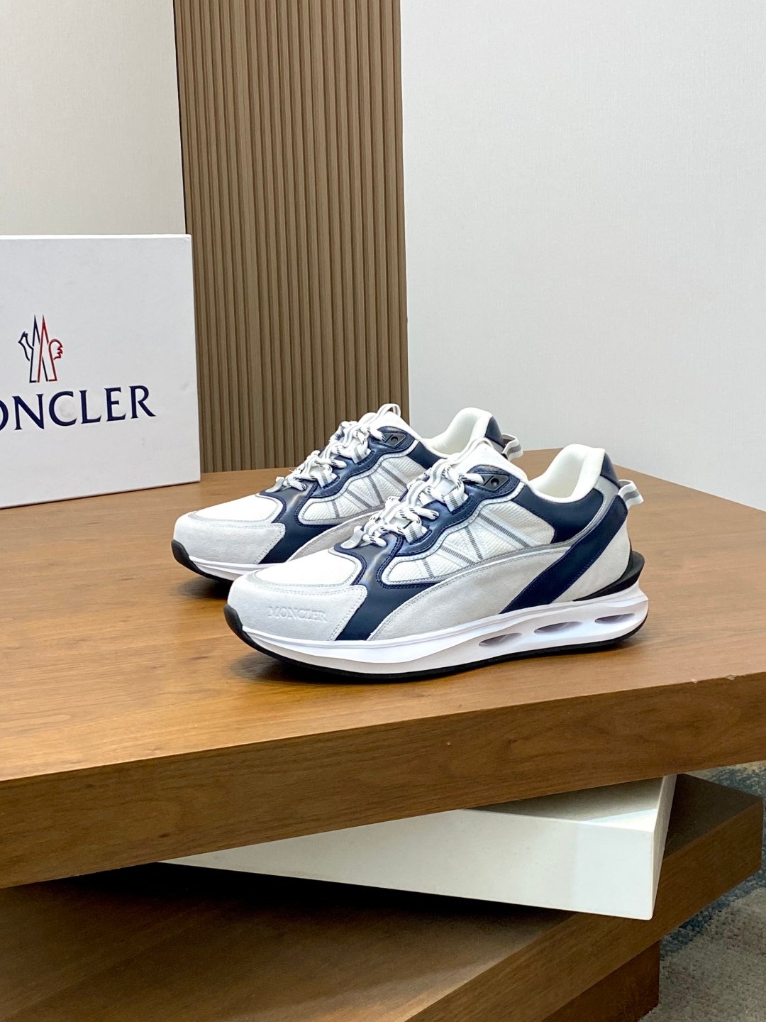 Zapatos deportivos Moncler para hombre B6052906 - Image 9