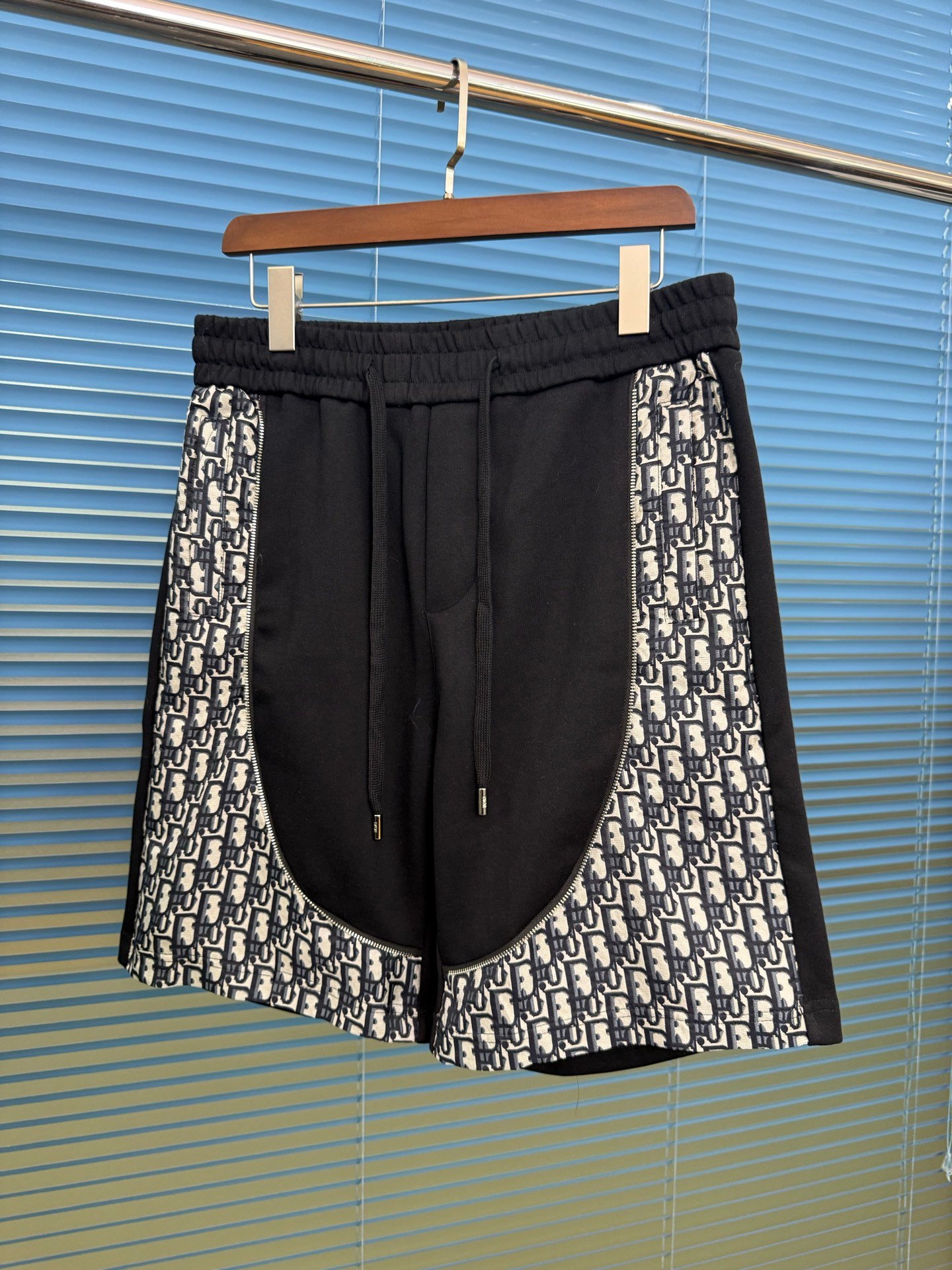Dior~ Plaid Duplex Fabric Shorts M6060102 - Image 4