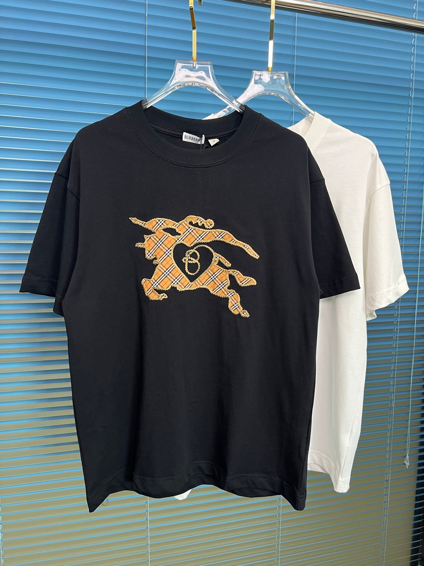 BUR~~ Logo Patch Embroidered T-shirt M6060104 - Image 4
