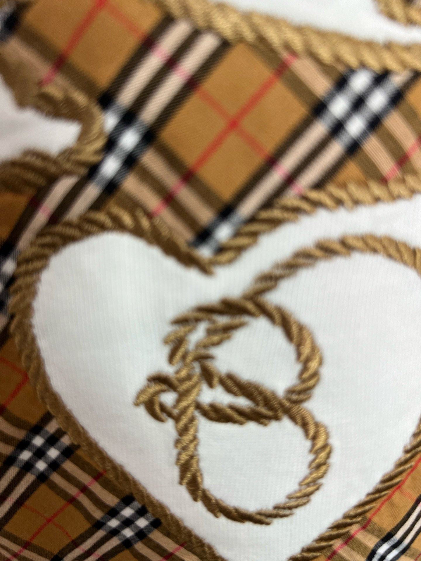 BUR~~ Logo Patch Embroidered T-shirt M6060104 - Image 9