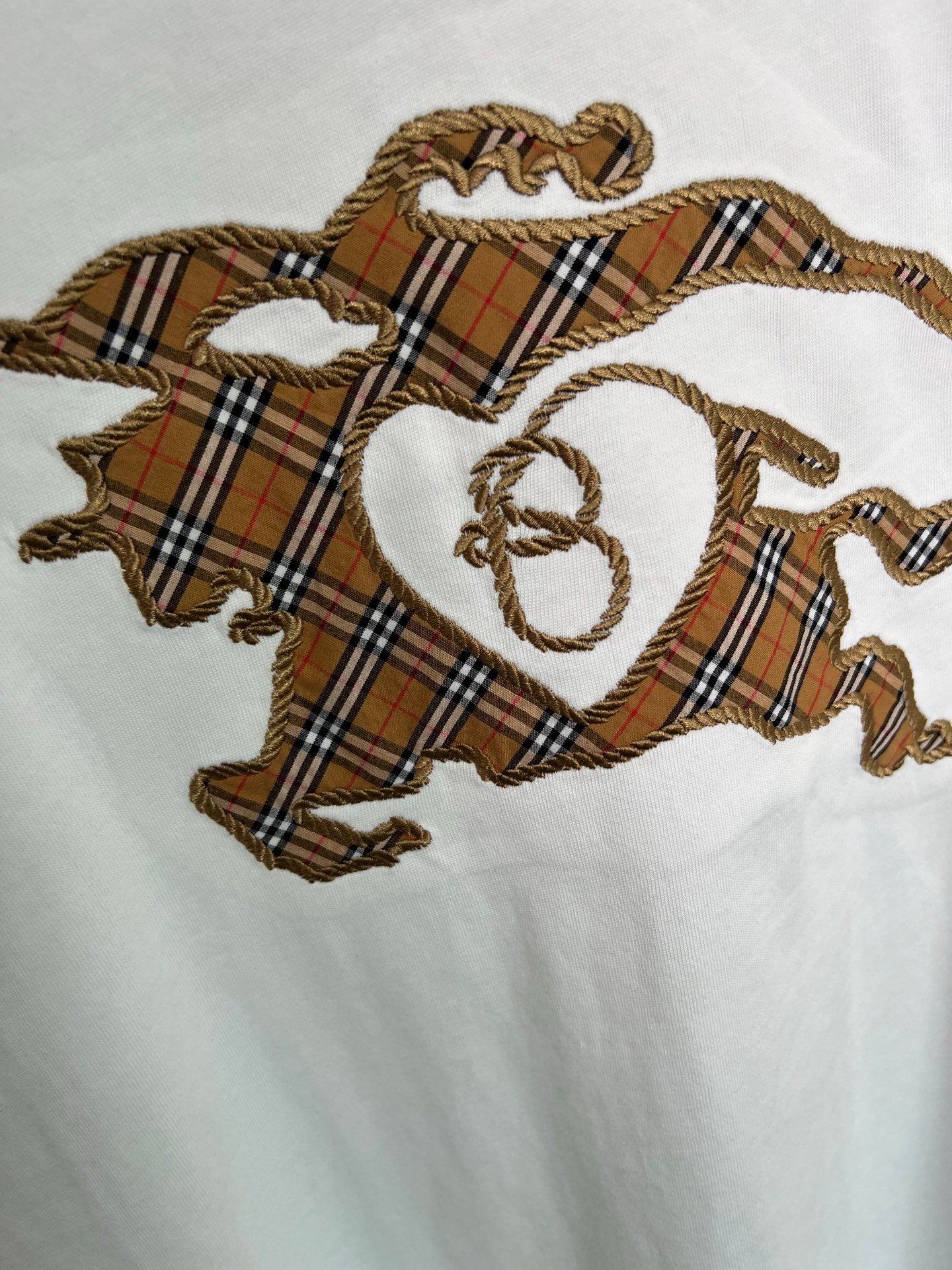 BUR~~ Logo Patch Embroidered T-shirt M6060104 - Image 11