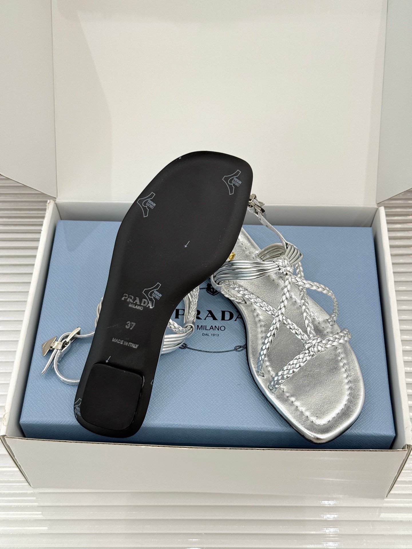 Prada leather braided strap sandals. B6060104 - Image 7