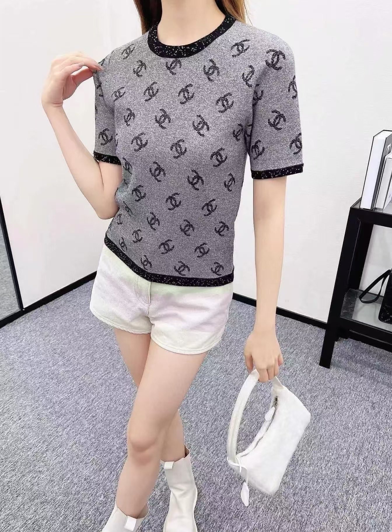 Chanel Knitted Short-Sleeved Top W6060201 - Image 6