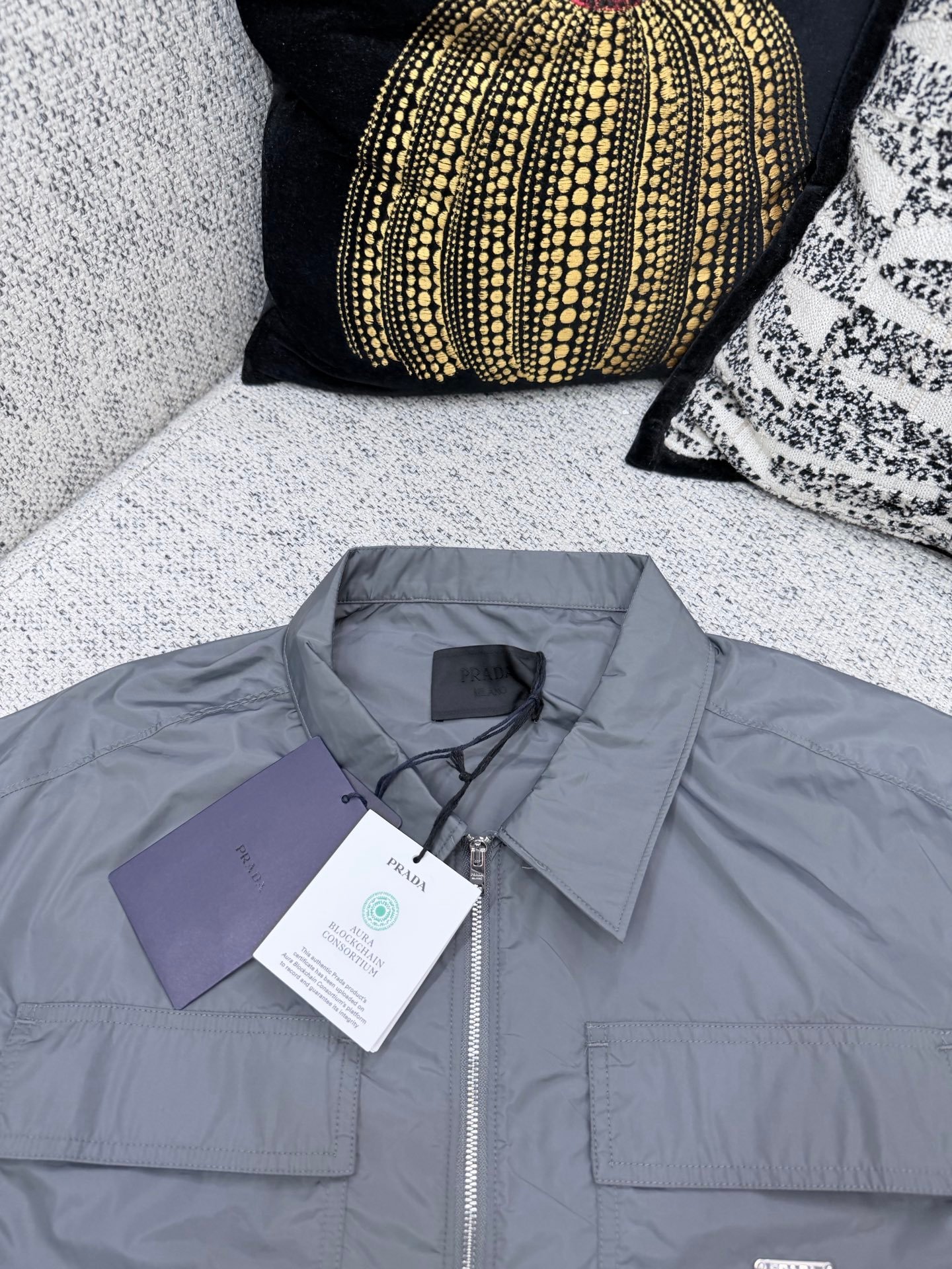 Prada Solid-color Lightweight Nylon Zippered Short-Sleeved Shirt M6060501 - Image 9