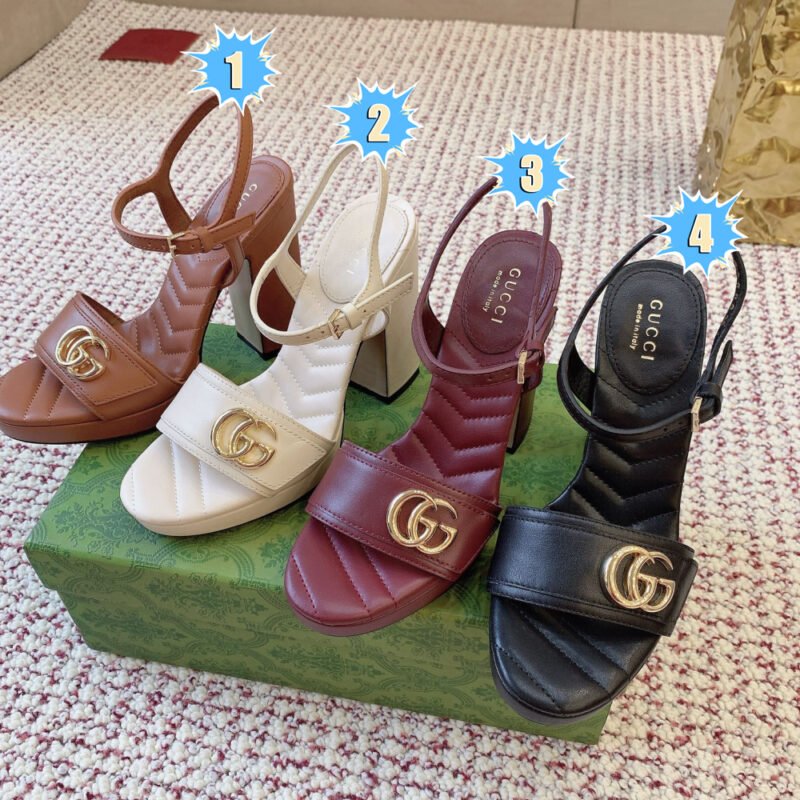 Gucci Double G Leather Sandals B6060903