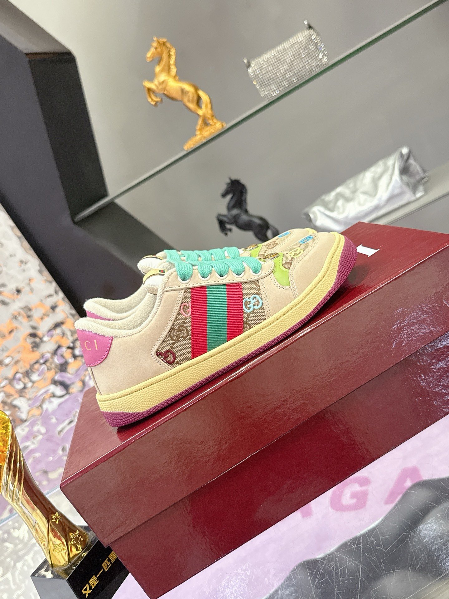 Gucci Screener GG Embroidery Sneakers B6060904 - Image 3