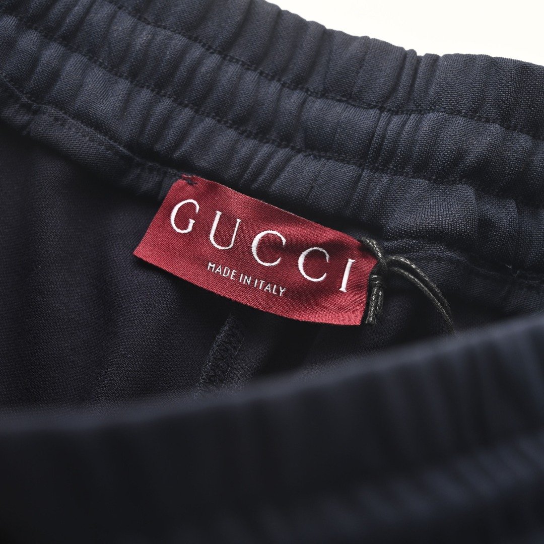 Gucci/GUC Blue and White Striped Embroidered Logo Shorts M6061006 - Image 5