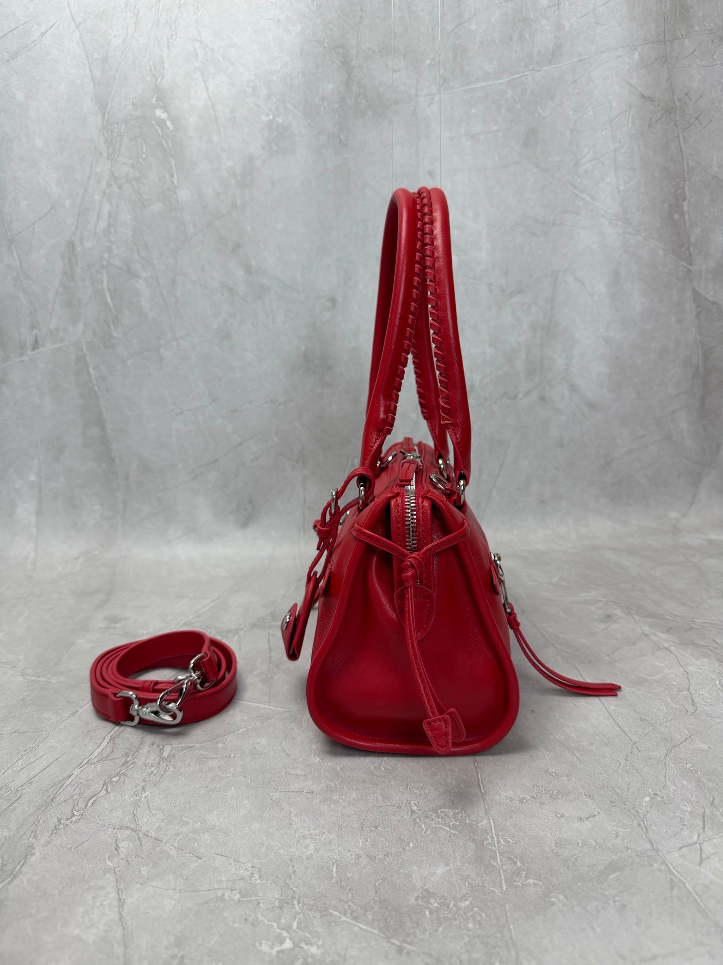 Miu Miu motorcycle-style handbag B6061004 - Image 4