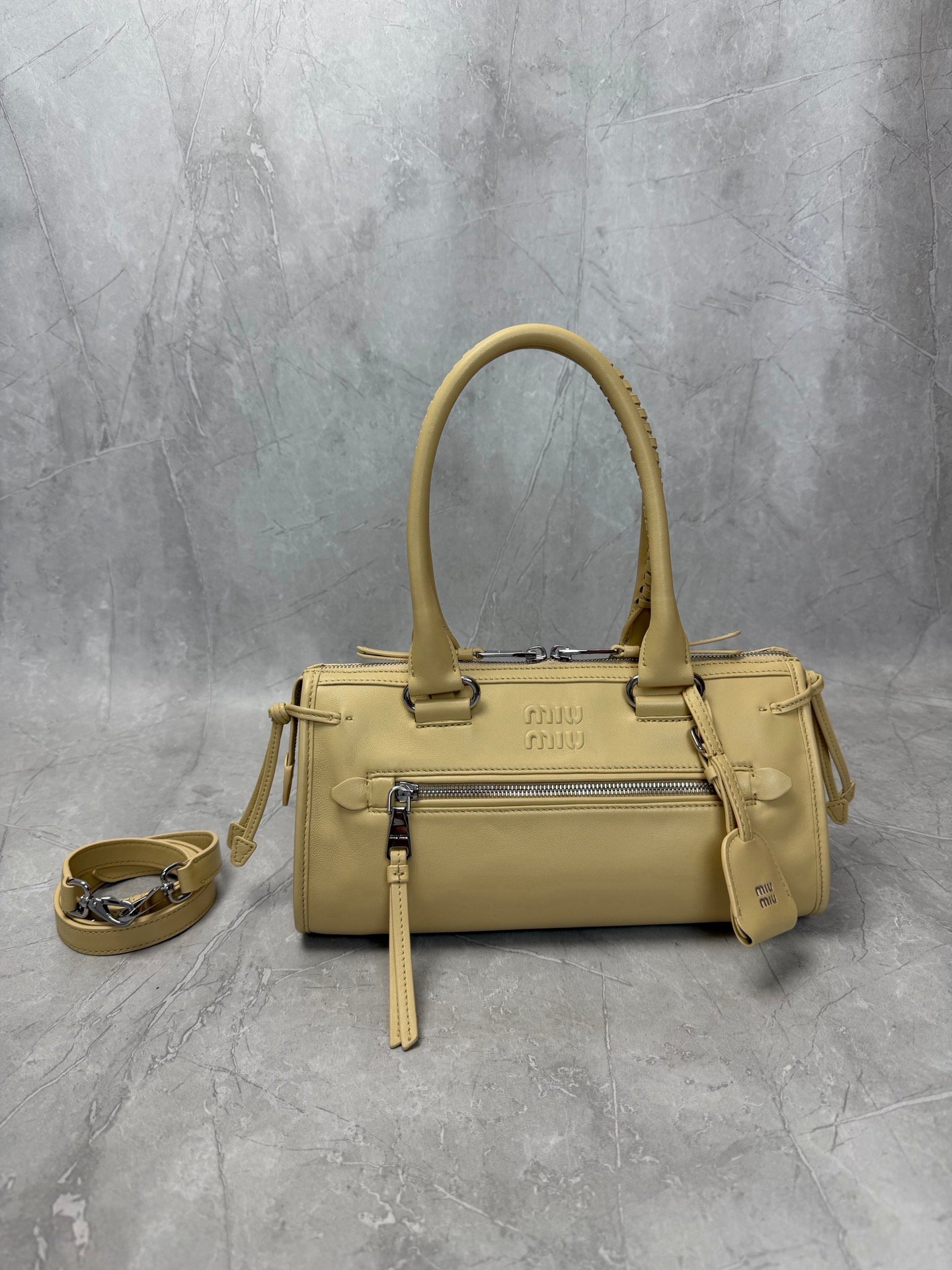 Miu Miu motorcycle-style handbag B6061004 - Image 9