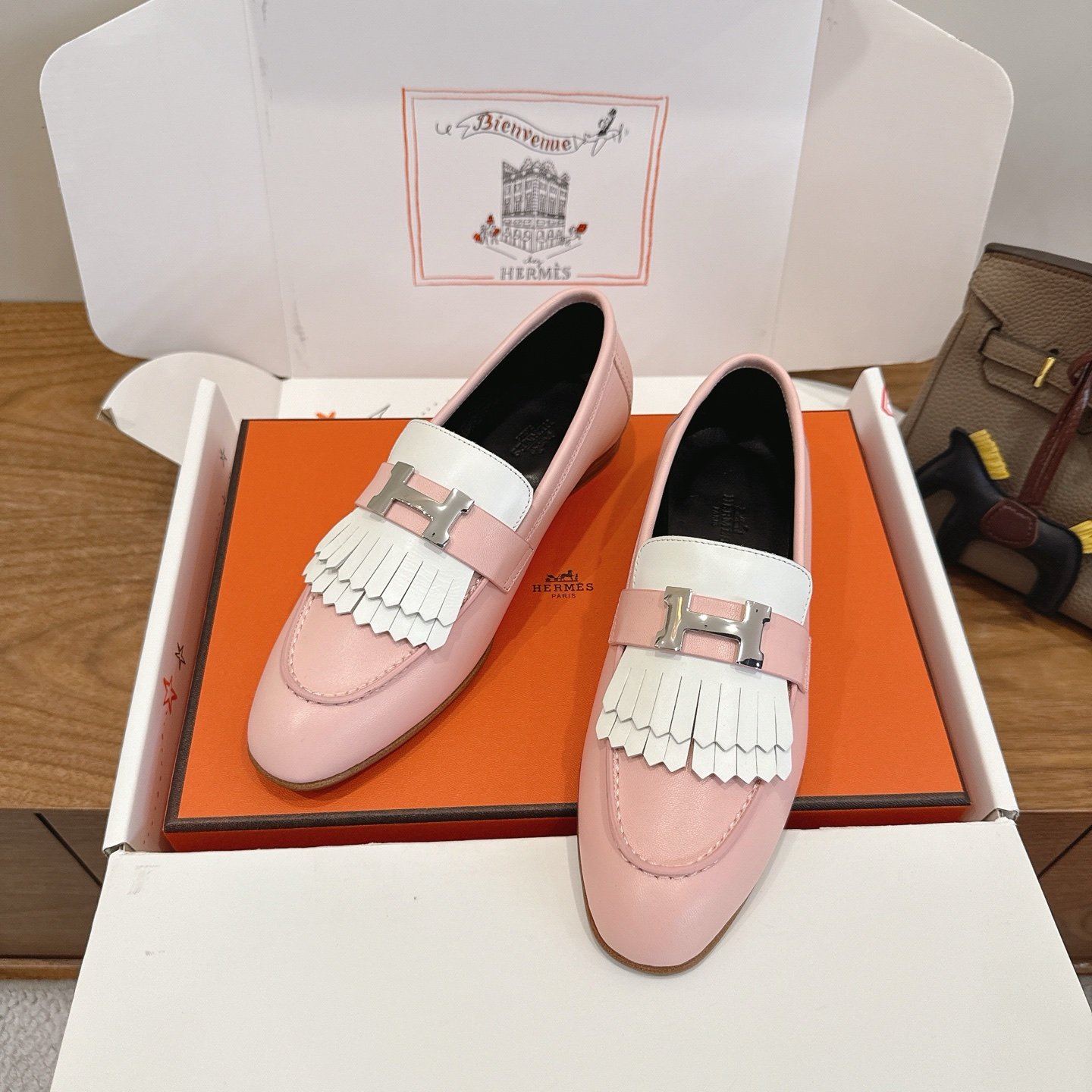 Hermes Women's Loafers B6061002 - Image 2