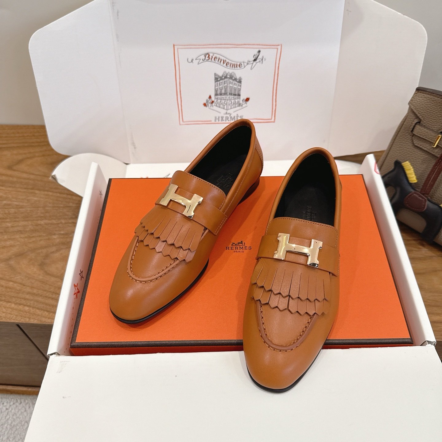 Hermes Women's Loafers B6061002 - Image 8