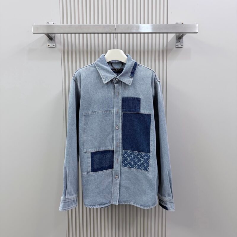 LV Patch Interface Pouch Single-Button Long-Sleeve Coat M6061104