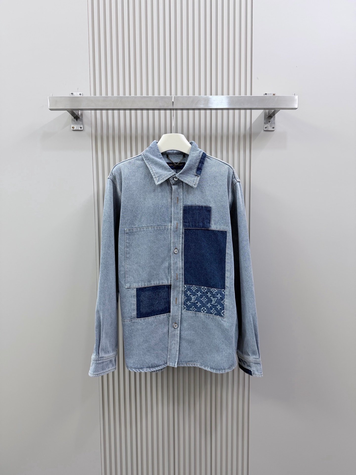 LV Patch Interface Pouch Single-Button Long-Sleeve Coat M6061104