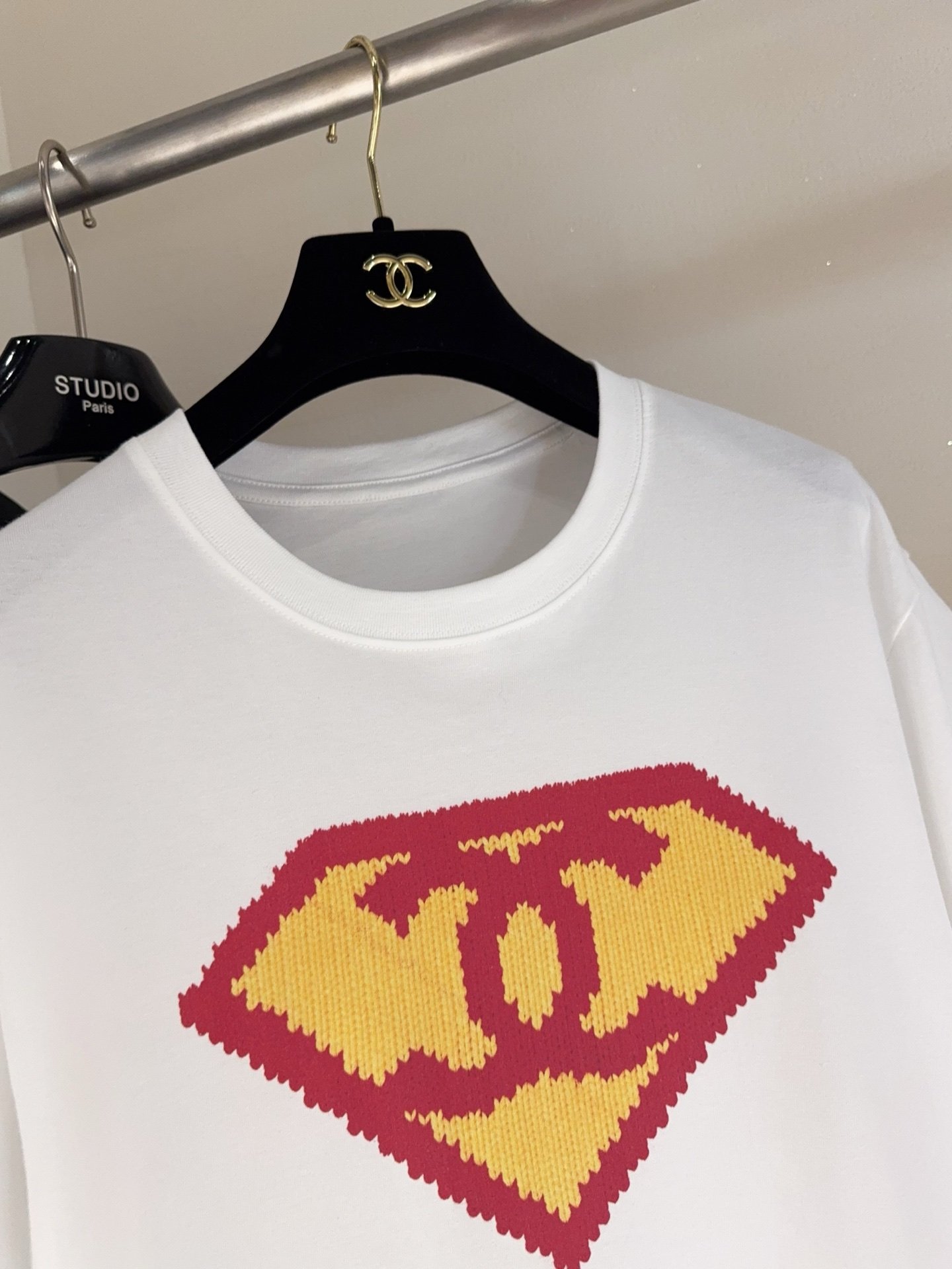 Chanel Double C Logo T-shirt W6061102 - Image 3