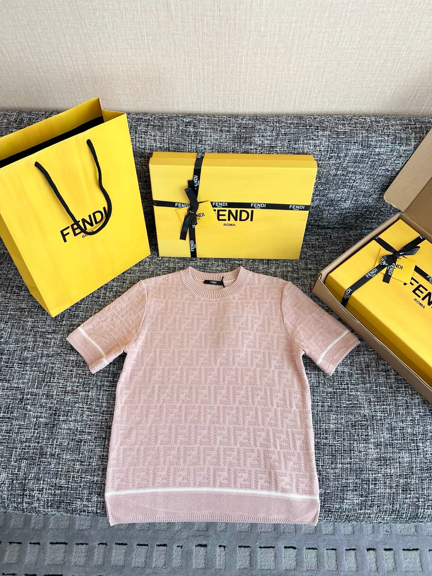 Fendi short-sleeved knit sweater W6061203