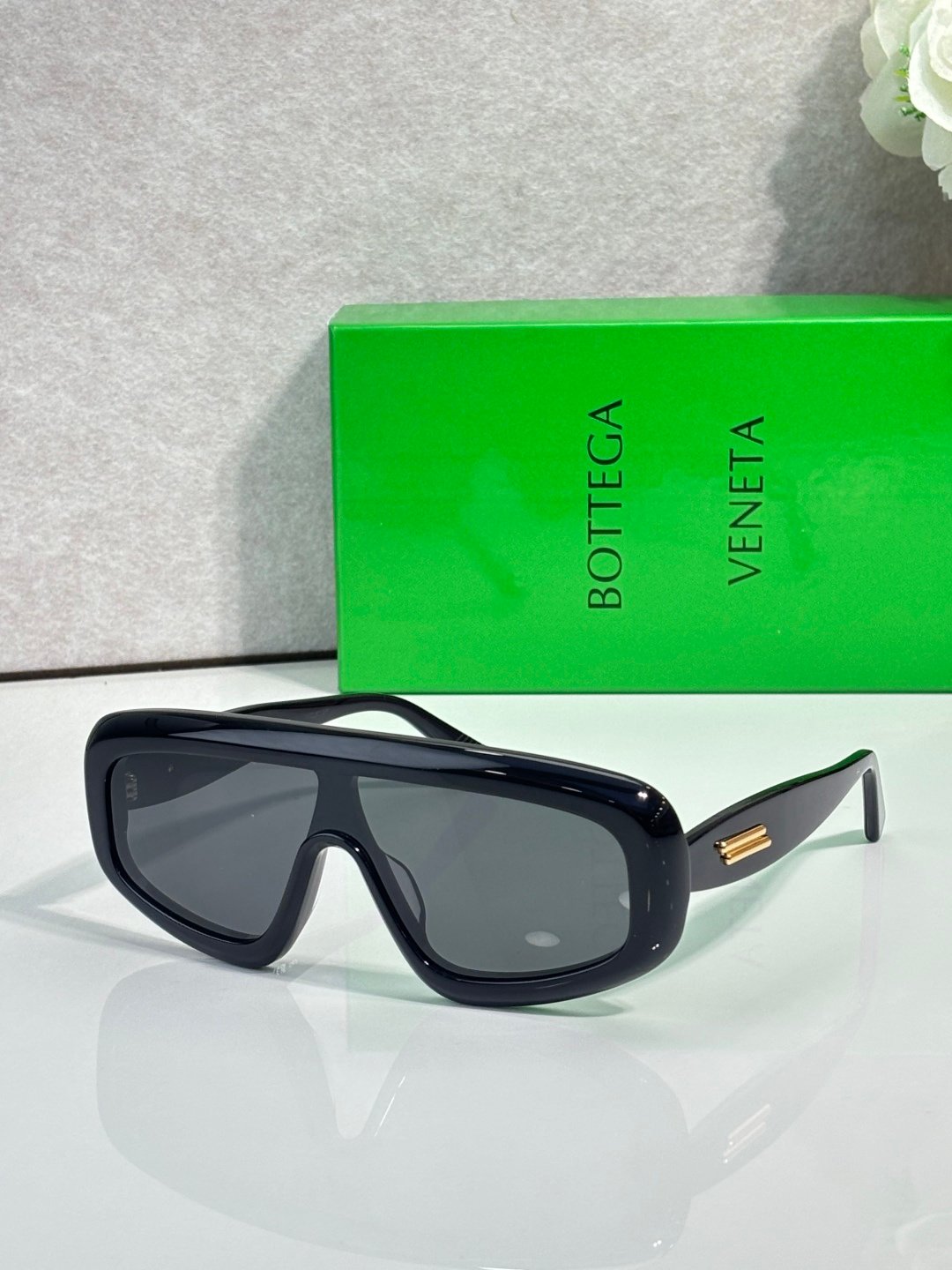Bottega Veneta BV1281S 002 sunglasses B6061202 - Image 4