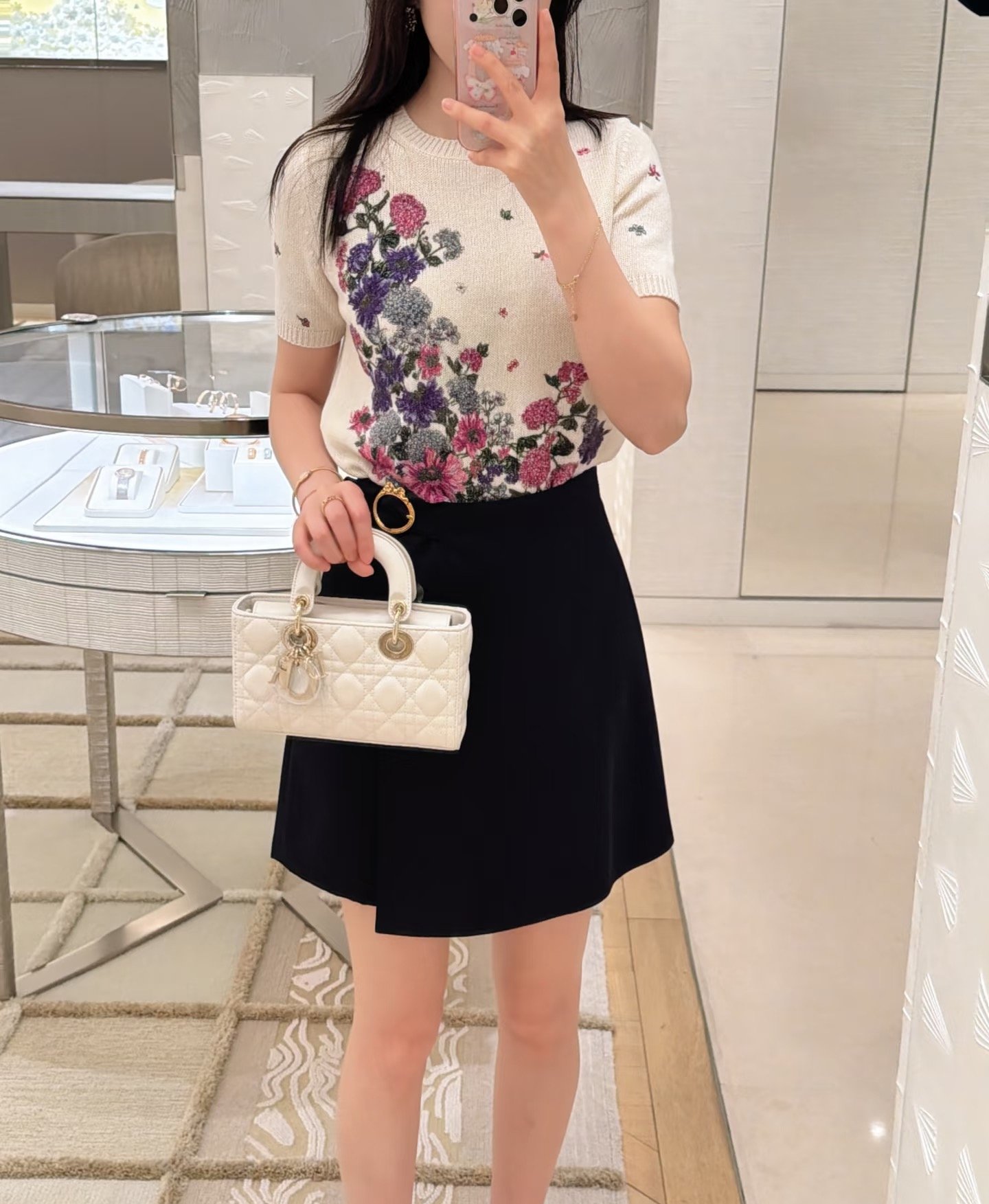 Dior Short-Sleeved Embroidered Sweater W6061301 - Image 7