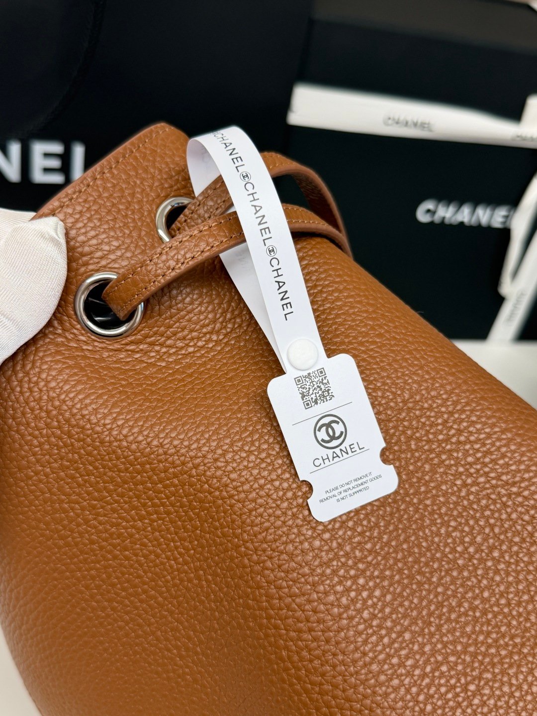 Chanel Maxi flapbag , Grained calfskin B6061301 - Image 4