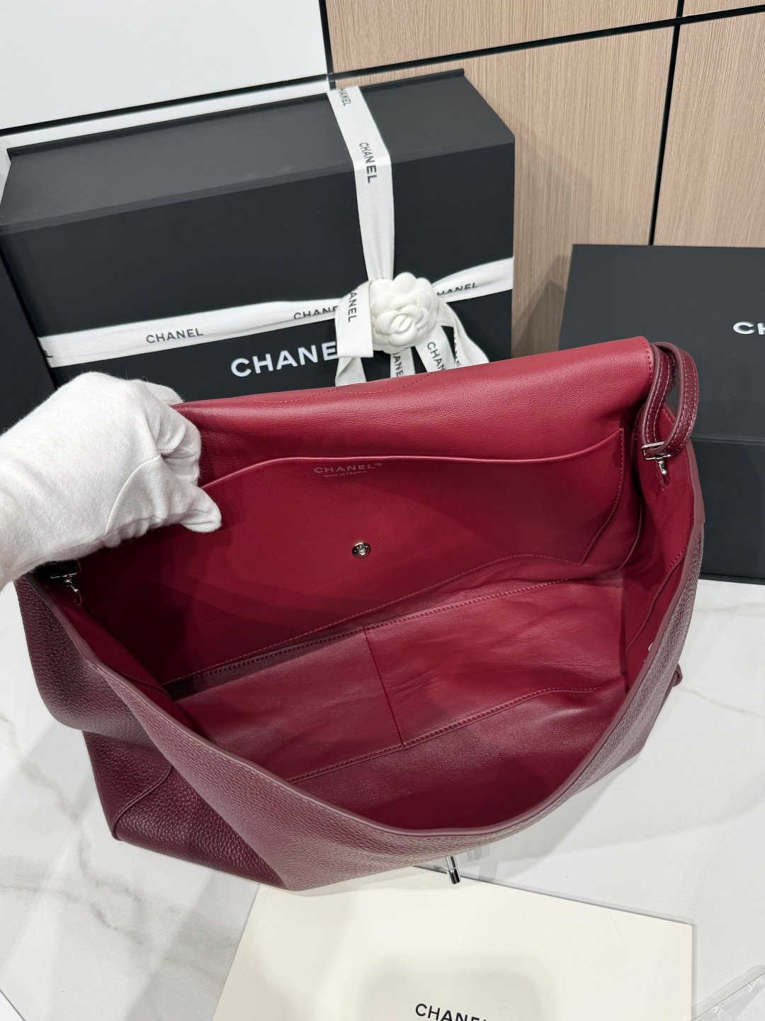 Chanel Maxi flapbag , Grained calfskin B6061301 - Image 6
