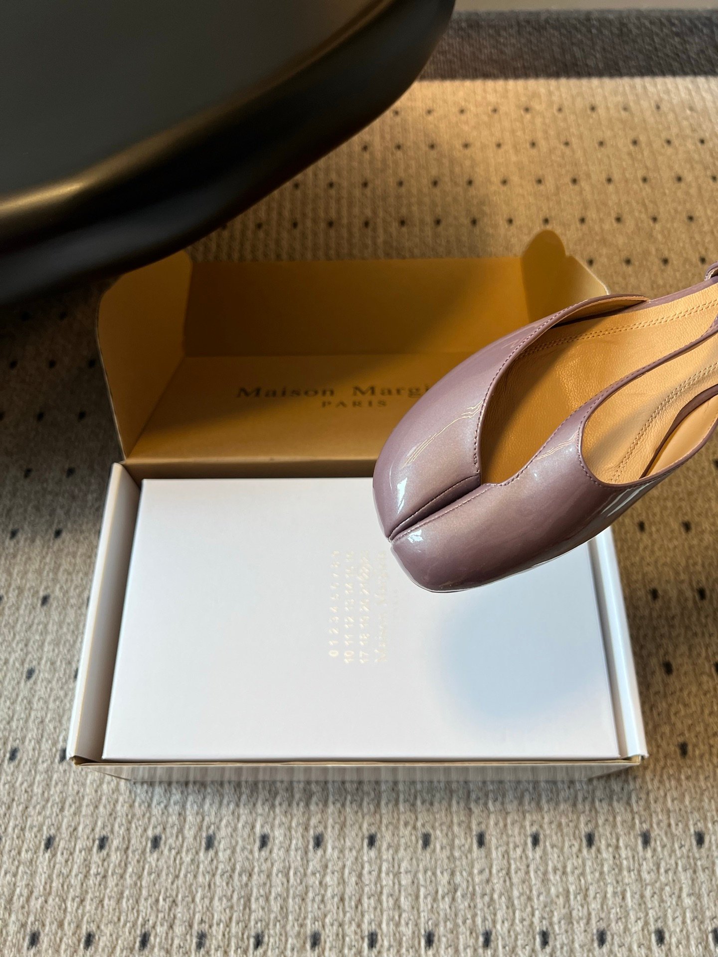 Maison Margiela Tabi Slingback B6061302 - Image 3