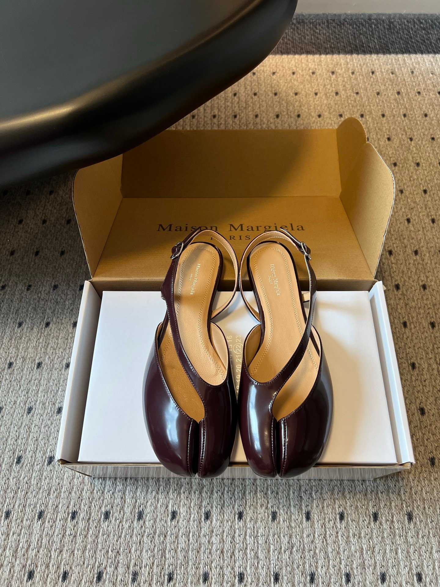 Maison Margiela Tabi Slingback B6061302 - Image 5