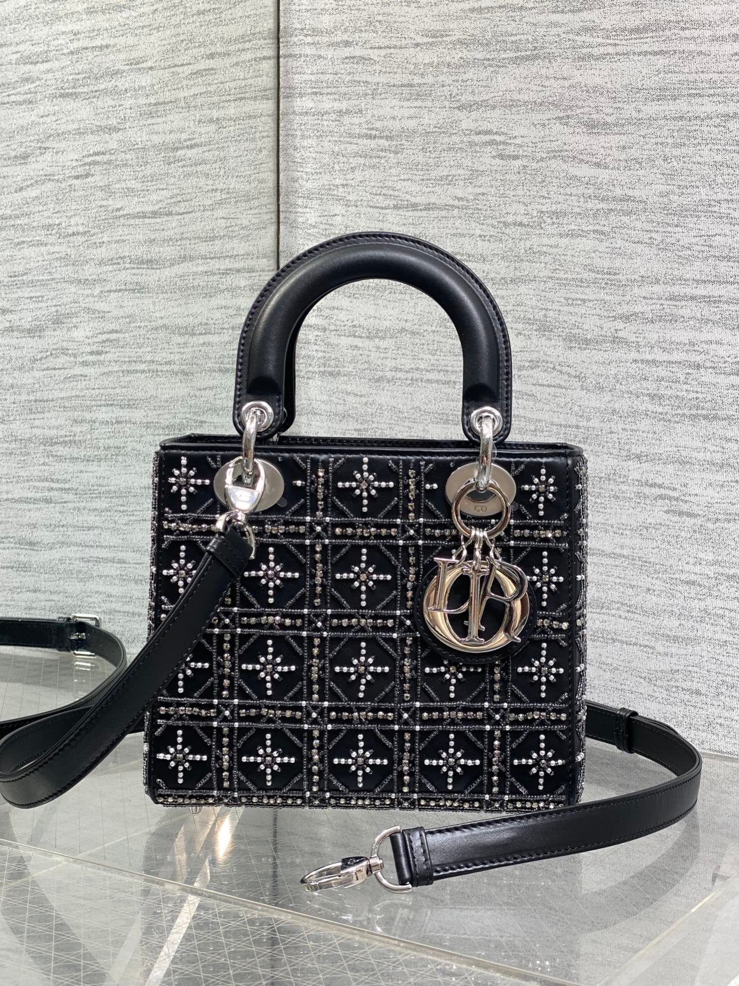 Dior Mini Lady Dior Bag B6061304