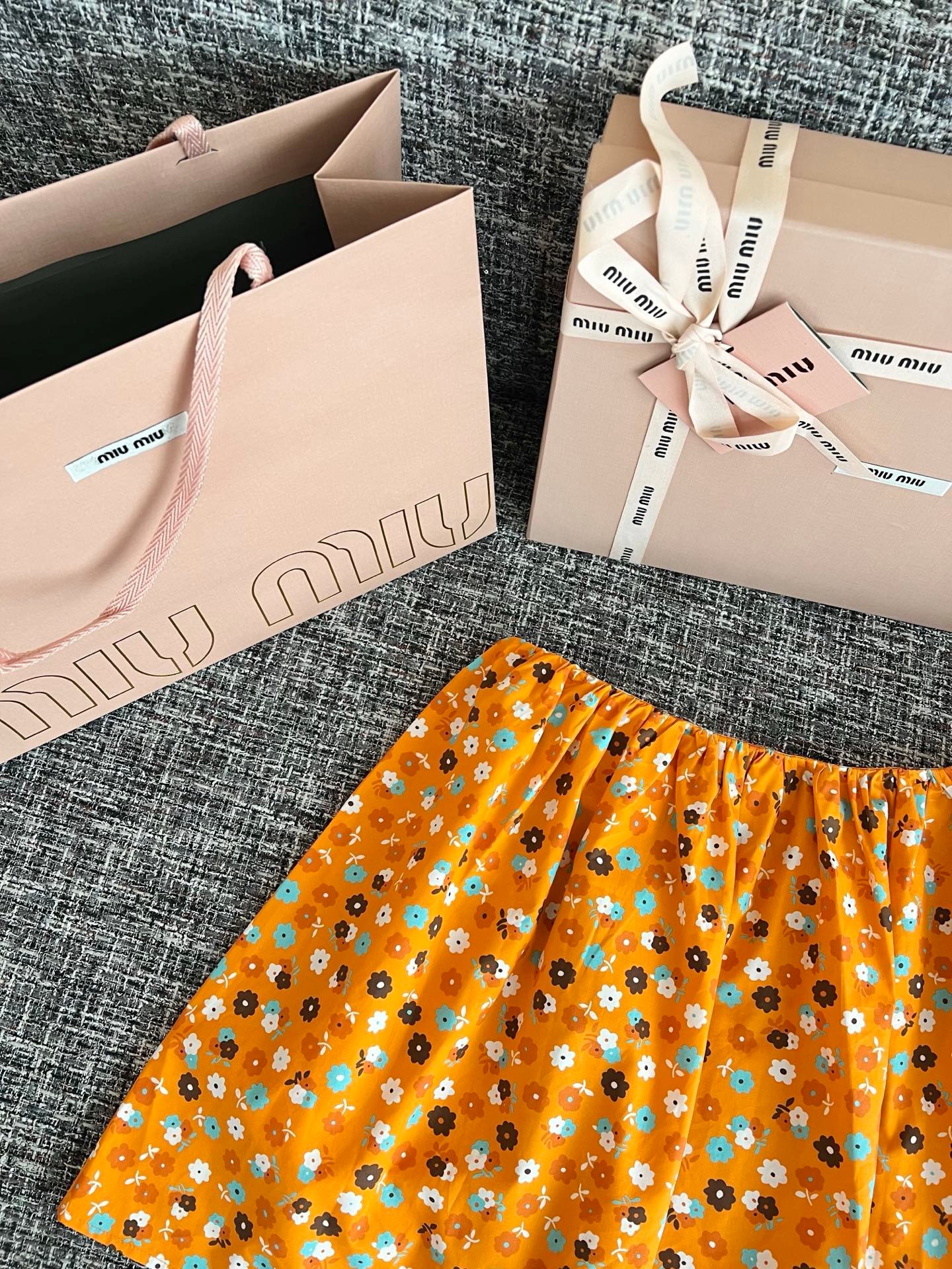 Miu Miu Poplin Skirt W6061501 - Image 3