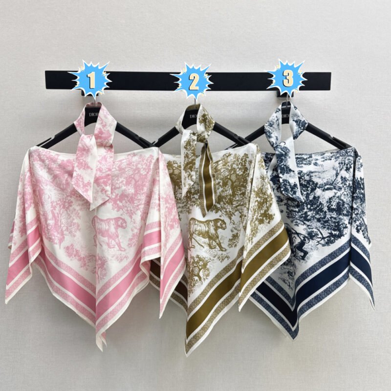Dior Toile de Jouy Sauvage Silk Top W6061601