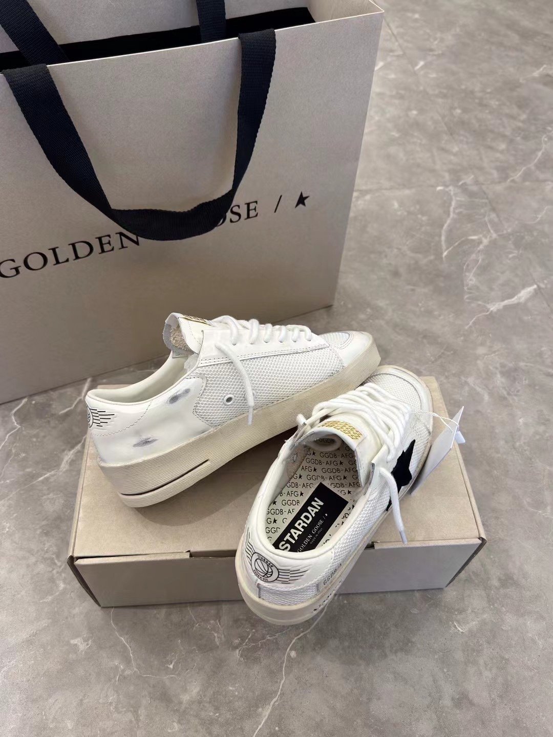 Golden Goose Stardan series of sports shoes B6061602 - Image 4