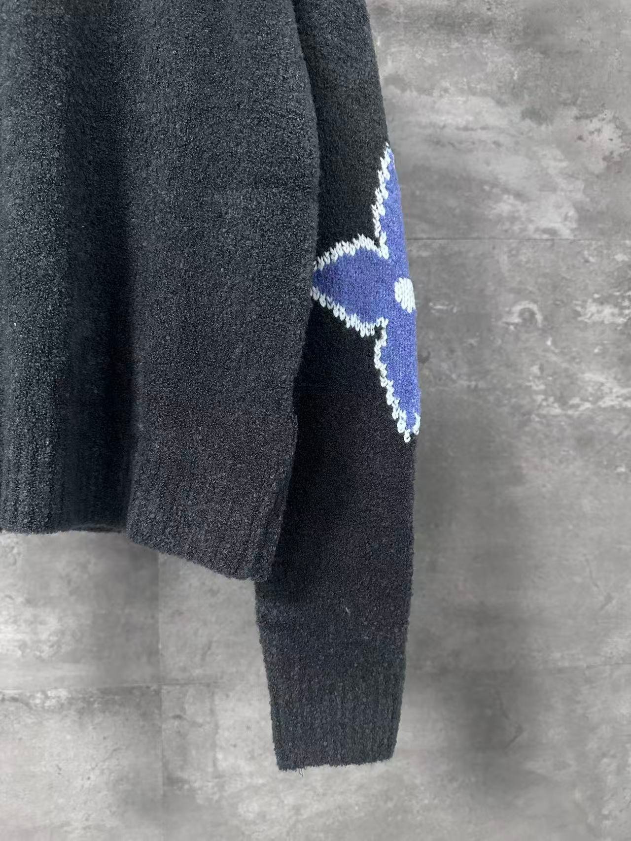 LV2026 Autumn/Winter Sweater M6061601 - Image 9